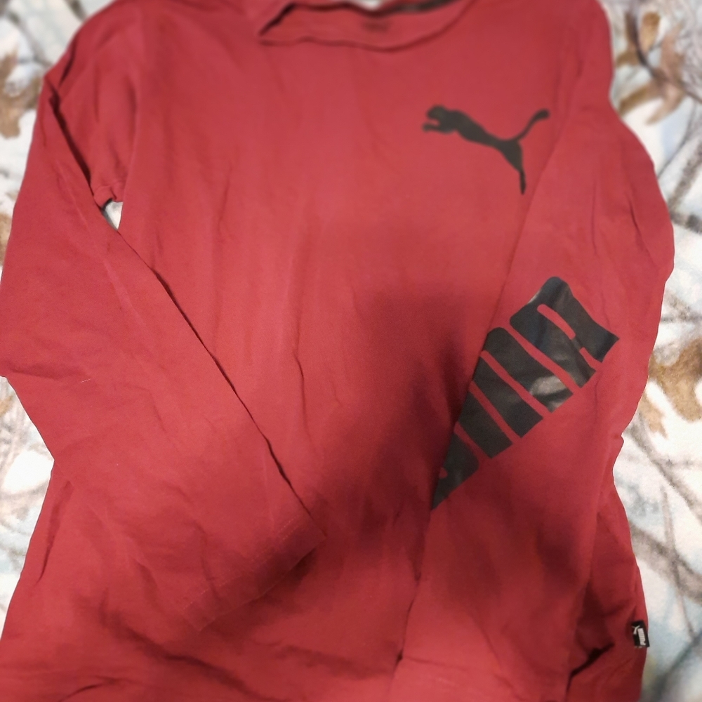 PUMA red Medium long sleeve shirt